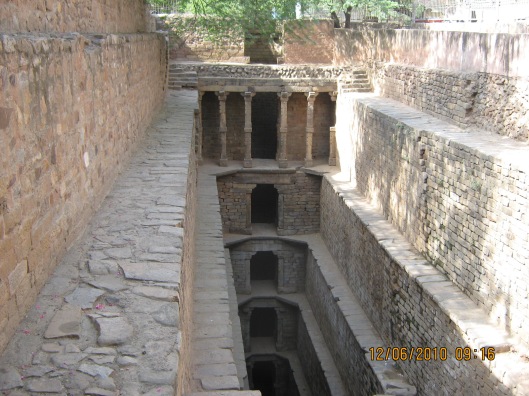 Gandhak ki baoli- Chasinghistory.blogspot.com